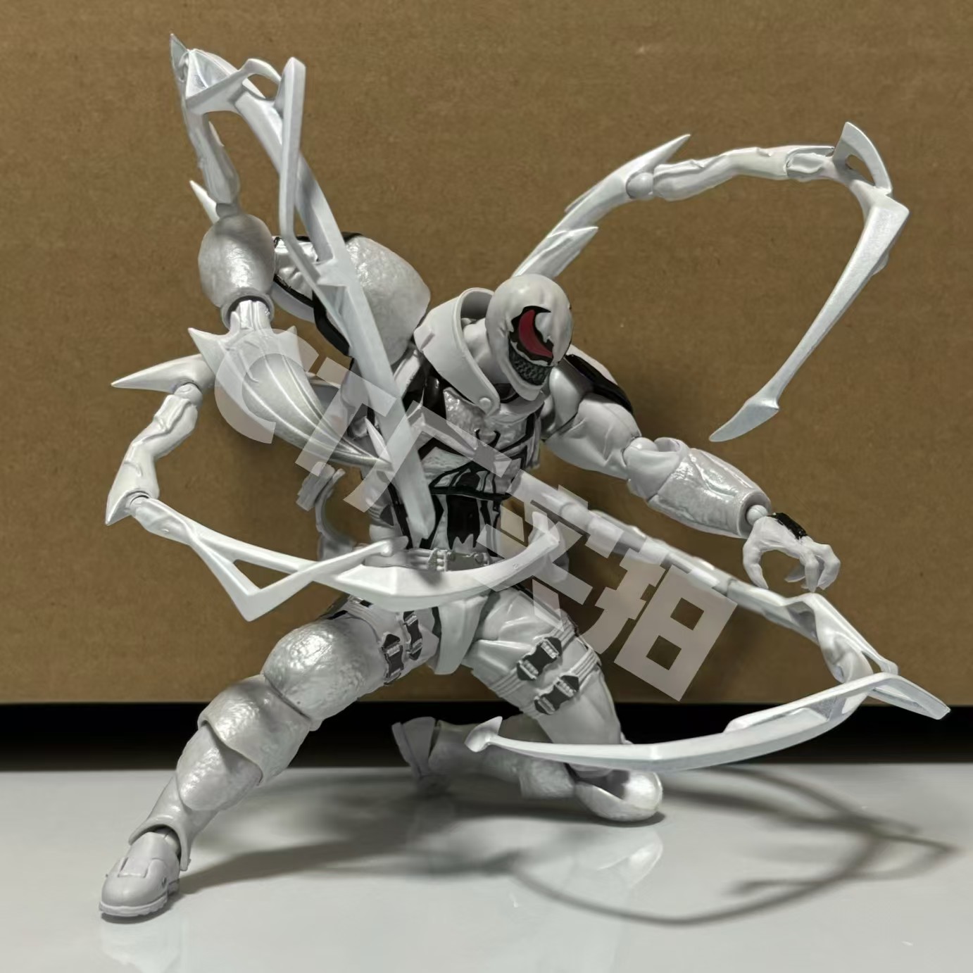 Ct Beyaz Venom Aksiyon Figürü  - Model Kit Venom incelemesi ve fiyatı