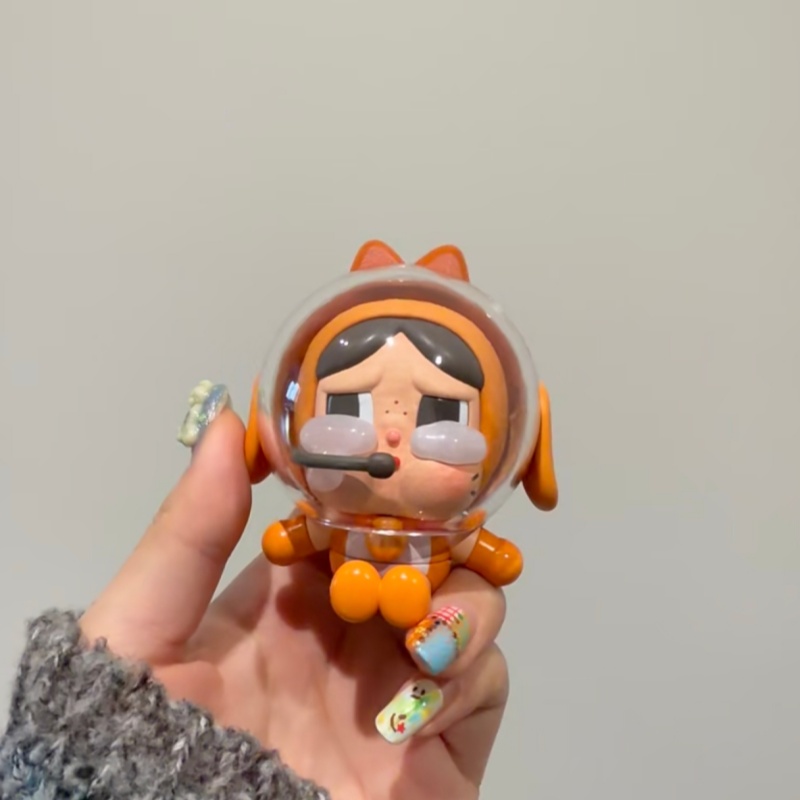 Orijinal Popmart Crybaby Uzay  - Model Kit Figures incelemesi ve fiyatı